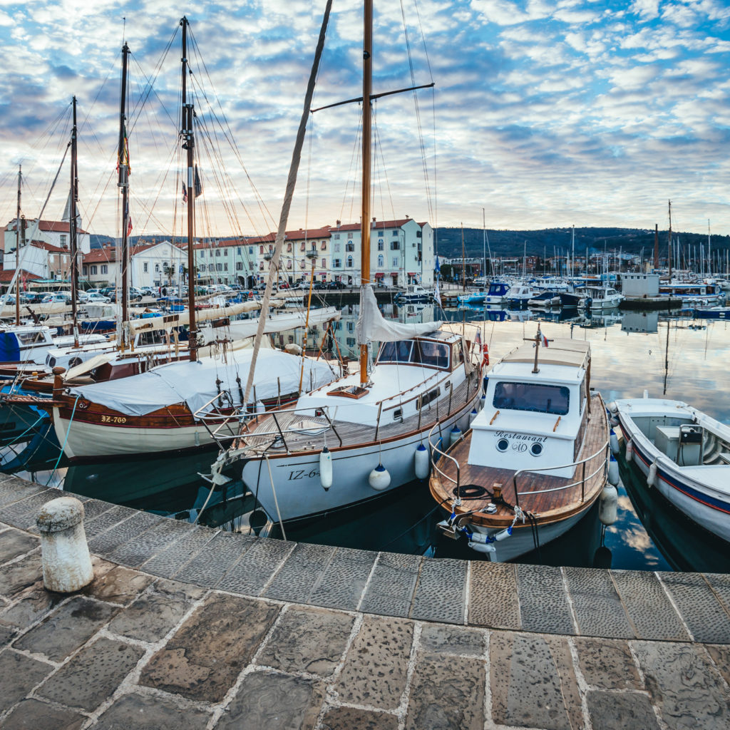 Pristanišče Izola, Izola